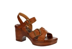 B.o.c Womens Garnet Platform Sandal - Tan